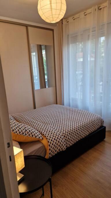 Апартаменты Appart Cosy & Spacieux-Metro7 Louis-Aragon+Parking Витри-сюр-Сен Экстерьер фото